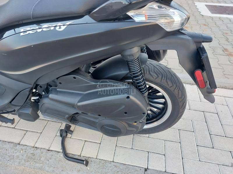 Piaggio Beverly 300