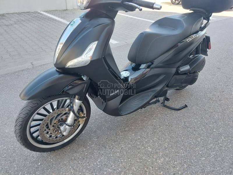Piaggio Beverly 300