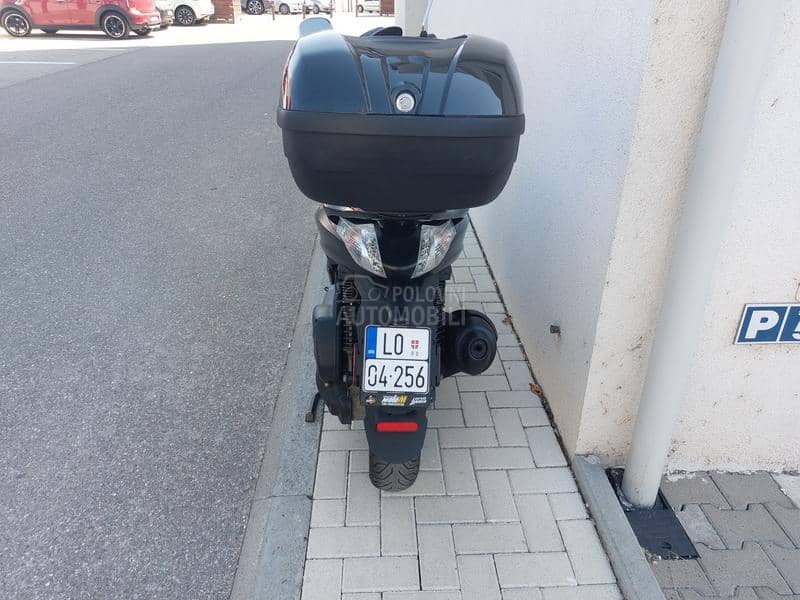 Piaggio Beverly 300