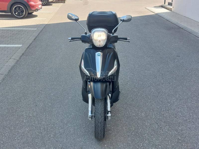 Piaggio Beverly 300