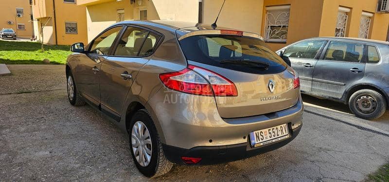 Renault Megane 1.6 16V GENERATION