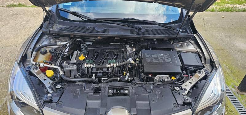 Renault Megane 1.6 16V GENERATION