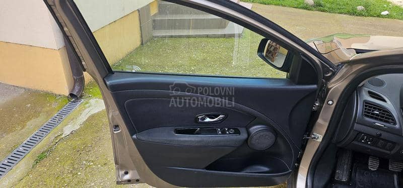 Renault Megane 1.6 16V GENERATION