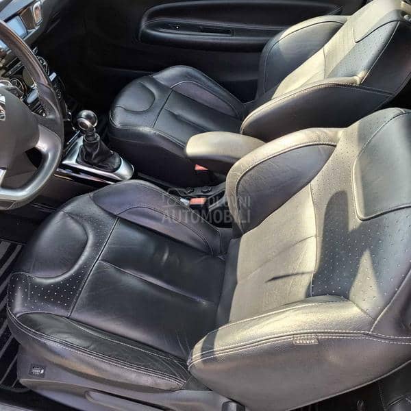 Citroen DS3 VF7SA5FR8AW506511