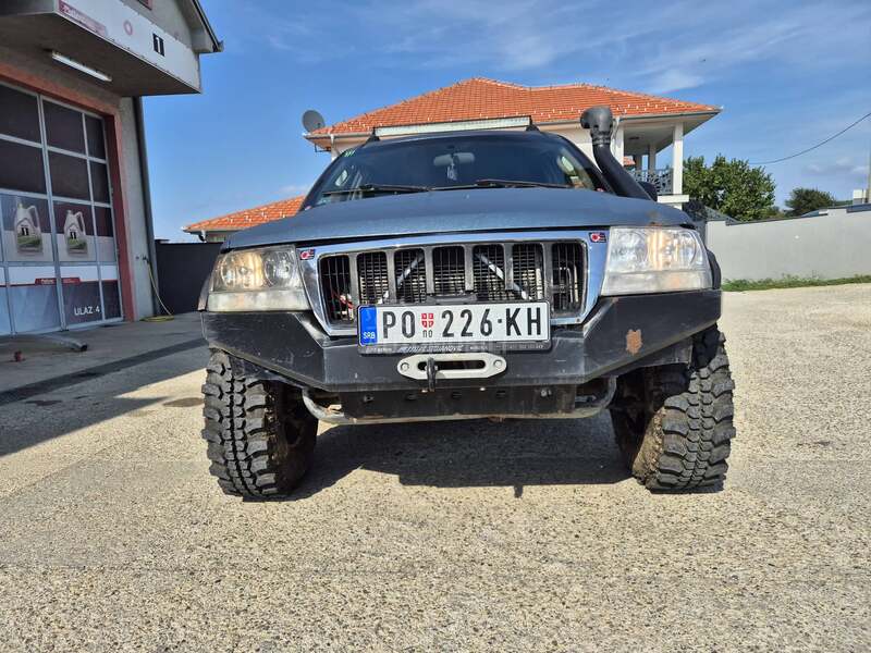 Jeep Grand Cherokee 4.0 TERETNO