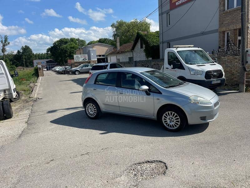 Fiat Grande Punto C N G  ZA TRGOVCE