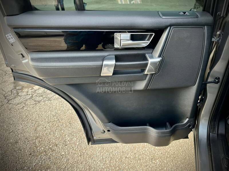 Land Rover Discovery 3.0 V6