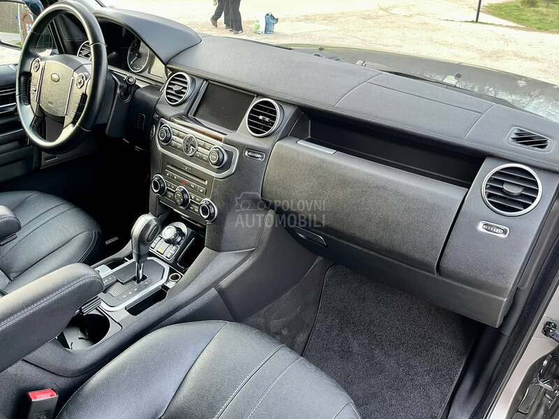 Land Rover Discovery 3.0 V6