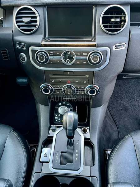 Land Rover Discovery 3.0 V6