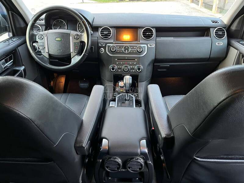 Land Rover Discovery 3.0 V6
