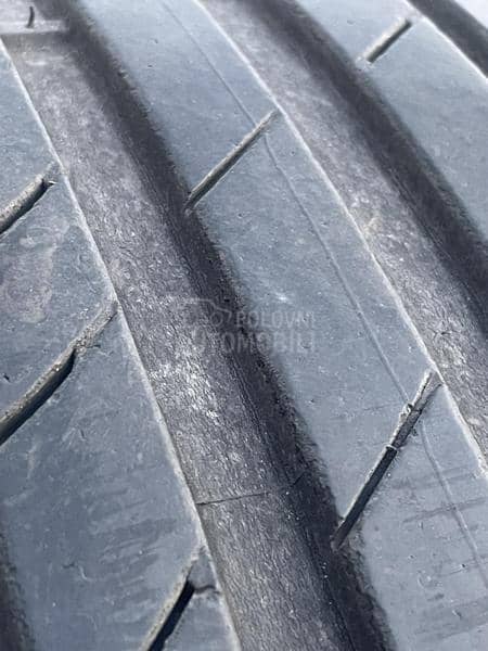 Kumho 225/50 R17 Letnja