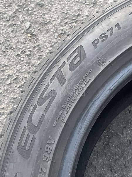 Kumho 225/50 R17 Letnja