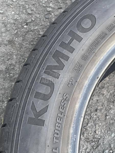 Kumho 225/50 R17 Letnja