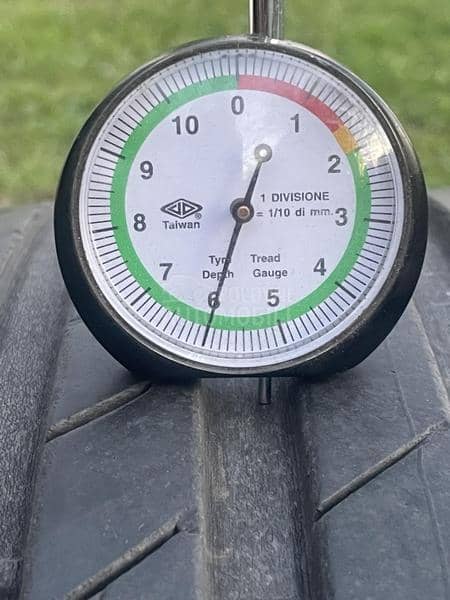 Kumho 225/50 R17 Letnja