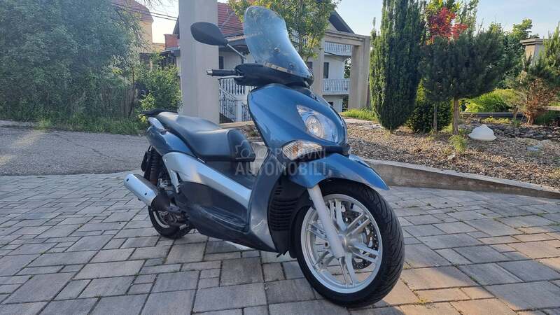 Yamaha XCity VP 250