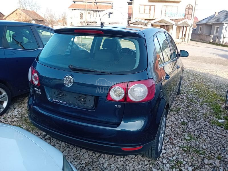 Volkswagen Golf 5 1.6