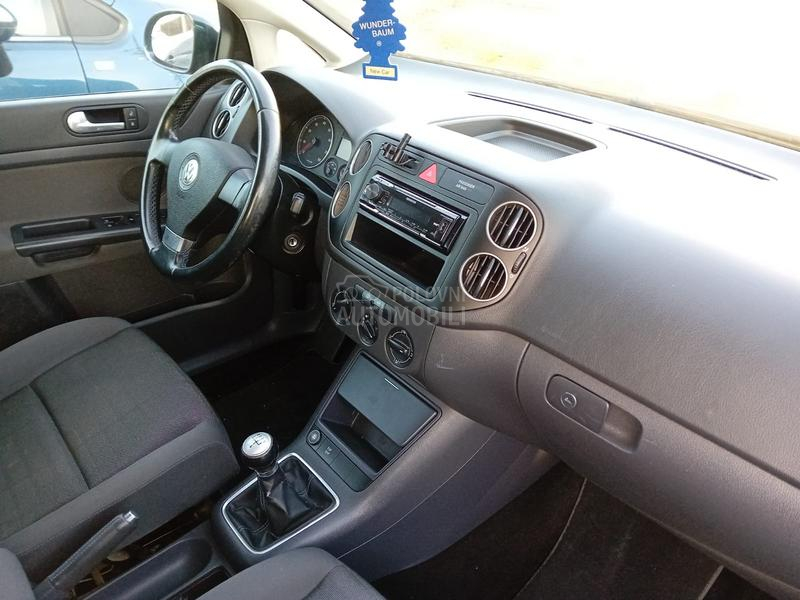 Volkswagen Golf 5 1.6