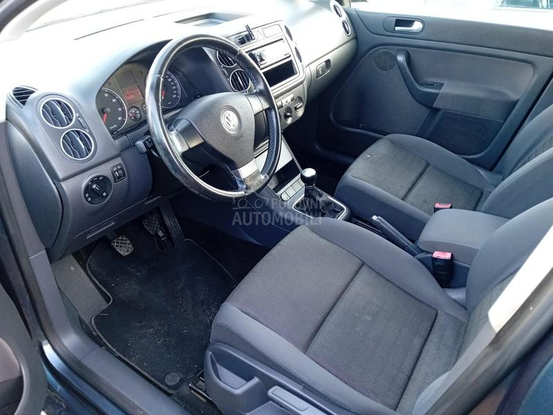 Volkswagen Golf 5 1.6