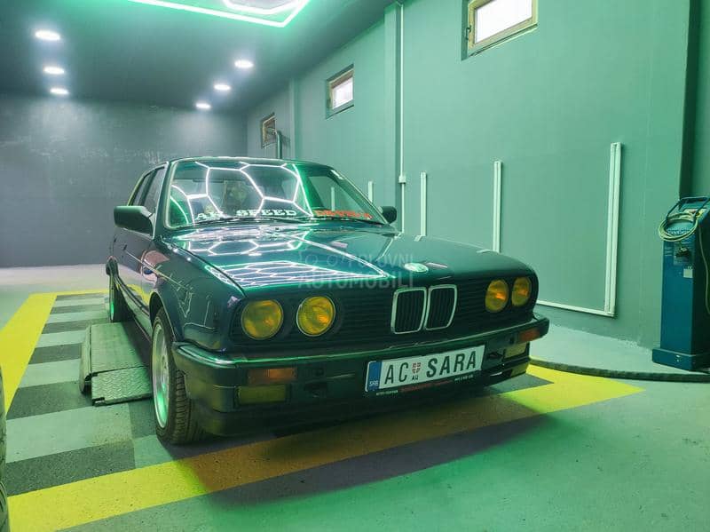 BMW 318 