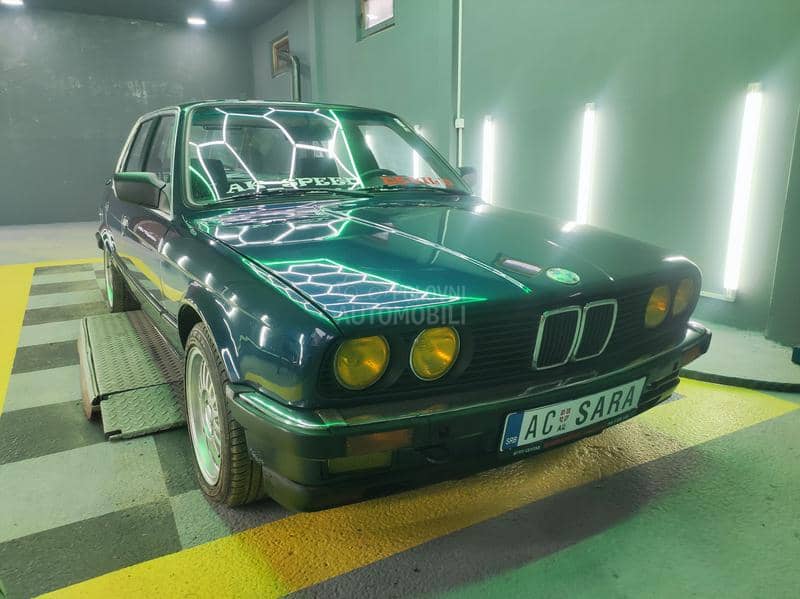 BMW 318 