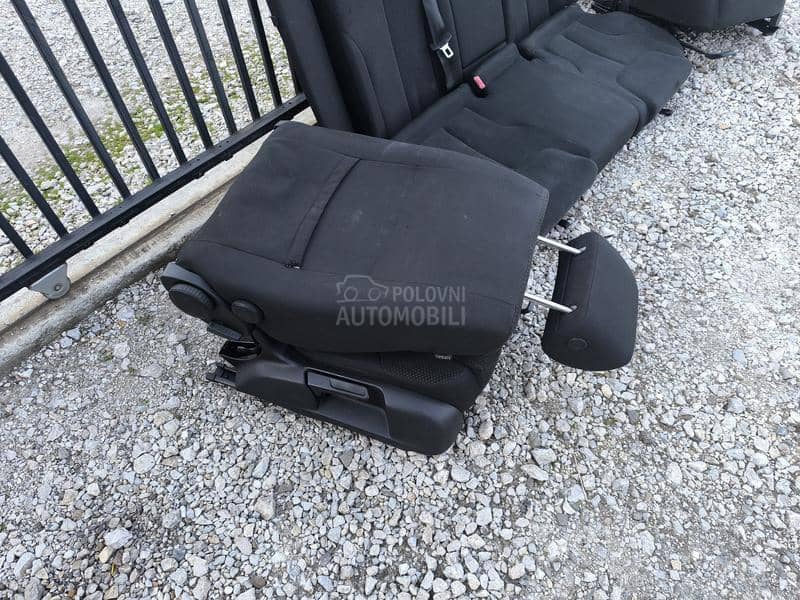 Comfortline plisana sedista