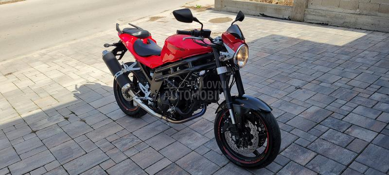 Hyosung GT 650
