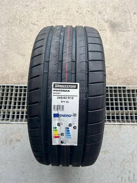Pirelli 245/40 R18 Letnja