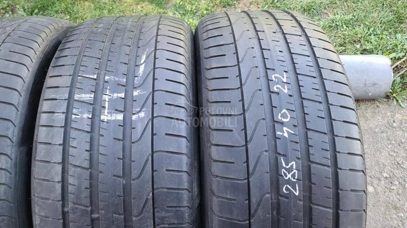 Pirelli 285/40 R22 Letnja
