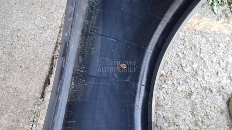 Pirelli 285/40 R22 Letnja
