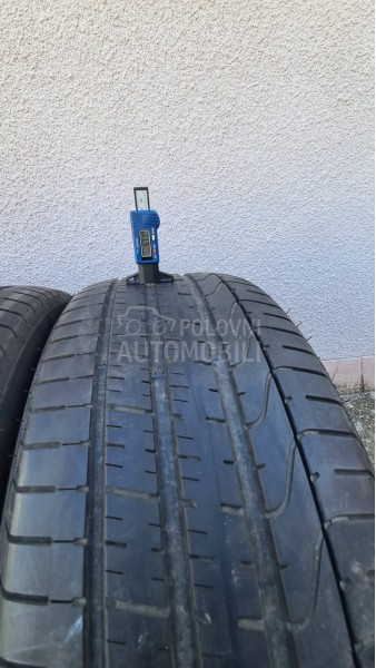 Pirelli 285/40 R22 Letnja
