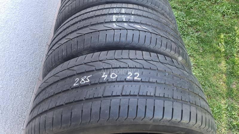 Pirelli 285/40 R22 Letnja