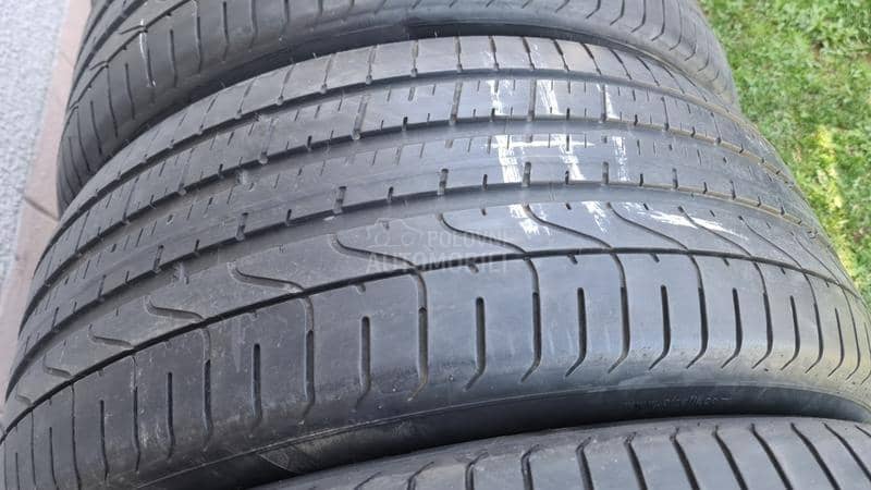 Pirelli 285/40 R22 Letnja