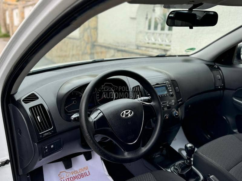 Hyundai i30 1.4 B