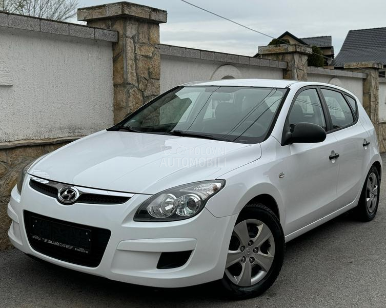 Hyundai i30 1.4 B