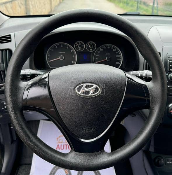 Hyundai i30 1.4 B