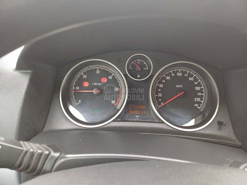 Opel Astra H 1.7 cdti