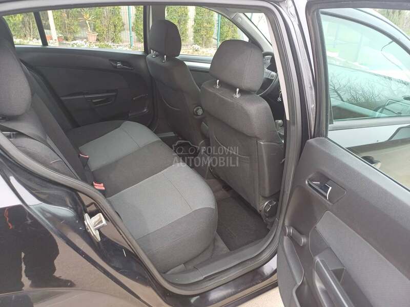 Opel Astra H 1.7 cdti