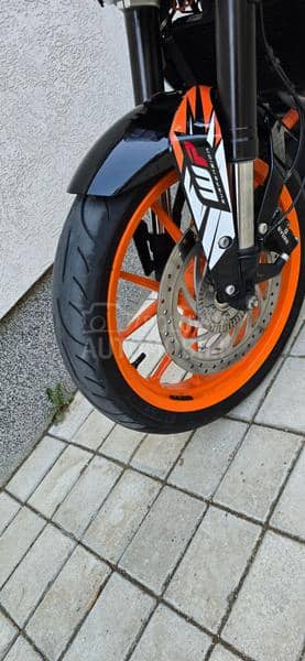 KTM 390 Duke 390