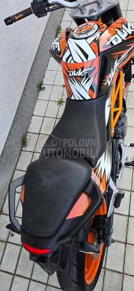 KTM 390 Duke 390
