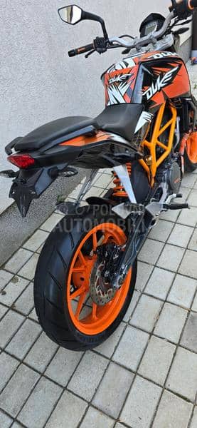 KTM 390 Duke 390