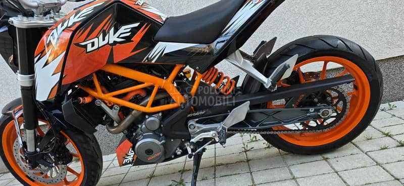 KTM 390 Duke 390