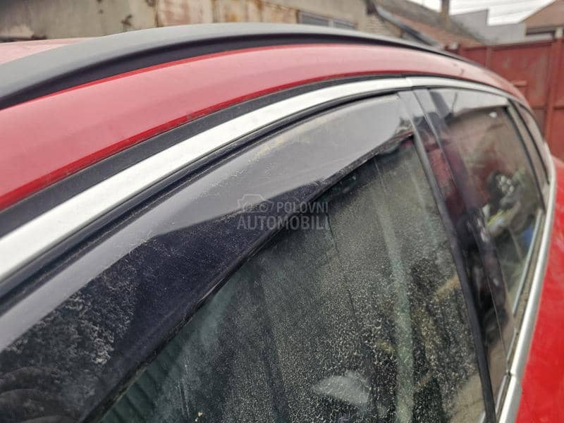 Volvo V60 Rdizaj 2012. god. -  kompletan auto u delovima