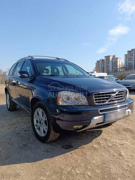 Volvo XC90 2.4L L5 DOHC 20V AWD