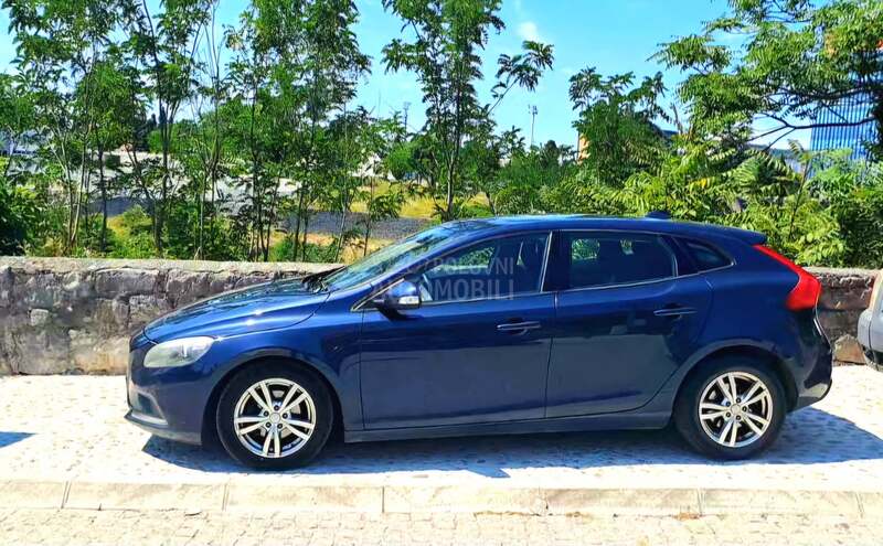 Volvo V40 D2 1.6