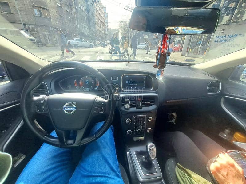 Volvo V40 D2 1.6