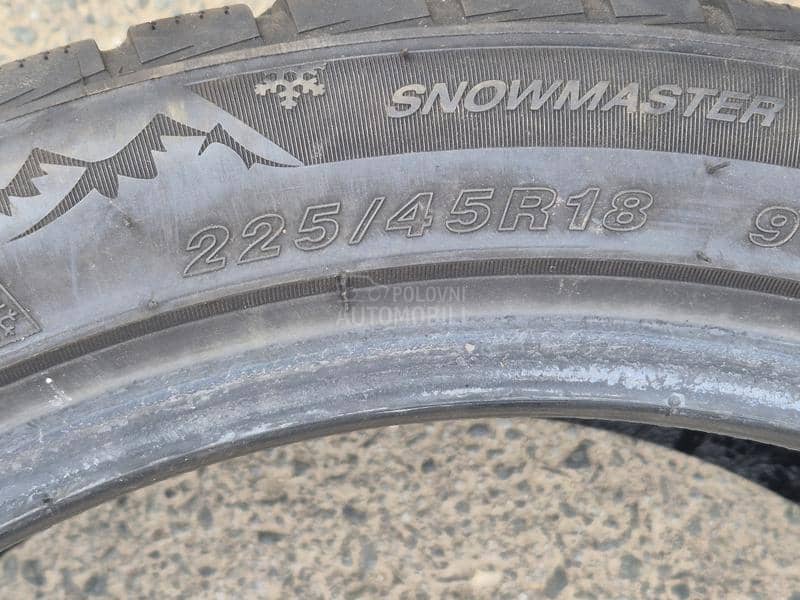 Goodride 225/45 R18 Zimska