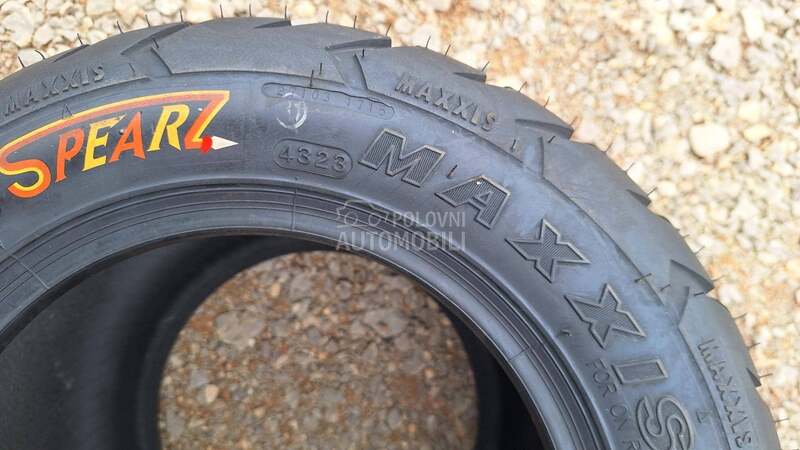 Maxxis 225/40 R10 Letnja