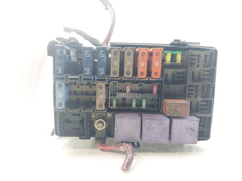 Tabla osigurača 2.2dCi