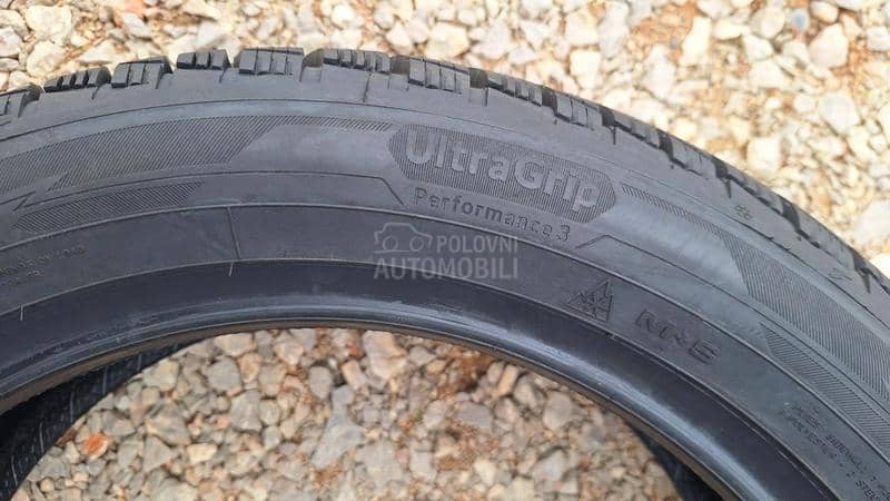 Goodyear 225/50 R18 Zimska