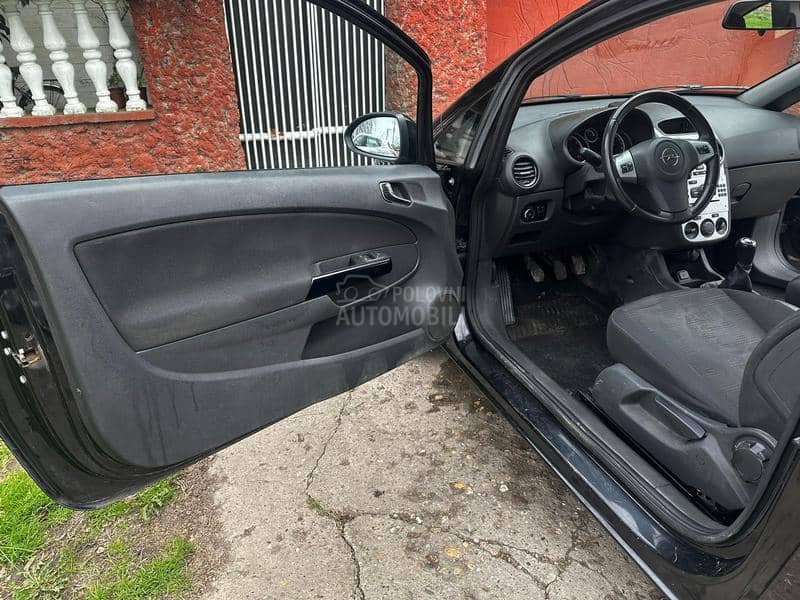 Opel Corsa D 